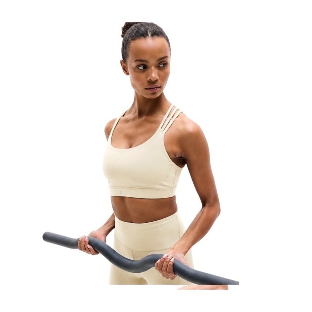 Athleta Train Free Sports Bra Size S Pale Yellow Strappy Medium Support Yoga Gym
